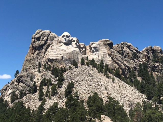 Mt Rushmore (3)