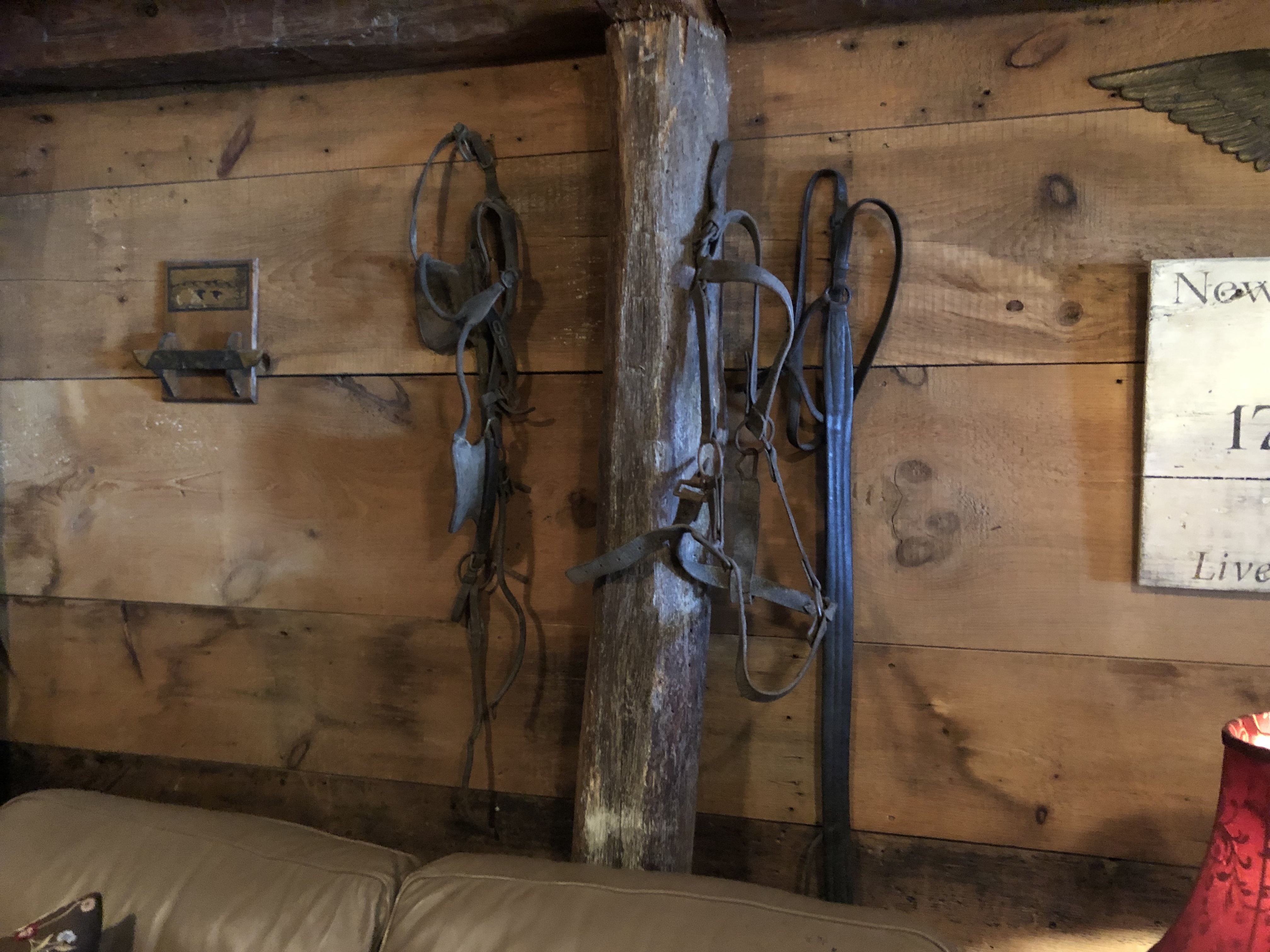 Barn &amp; Grille (4)